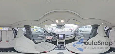 2026 Volvo Xc40 Ultra z USA, uszkodzony, nr VIN YV4L12UM1T2660279